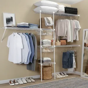 El Súper Clóset de Rejiplas es un completo kit organizador en rejilla metálica pensado para quienes necesitan grandes soluciones de almacenamiento en casa o en el trabajo.